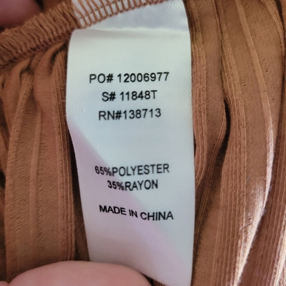 NWT Doe & Rae Women's Tan Criss-cross Back Long Sleeve Top Size Large - Picture 2 of 6